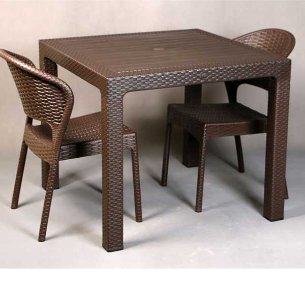 میز پلاستیکی 4 نفره ناصر پلاستیک کد 323